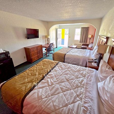 Garden Inn And Suites Near Callaway Gardens Pine Mountain المظهر الخارجي الصورة