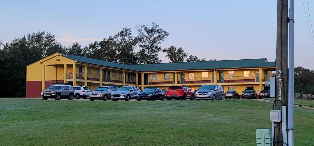 Garden Inn And Suites Near Callaway Gardens Pine Mountain المظهر الخارجي الصورة