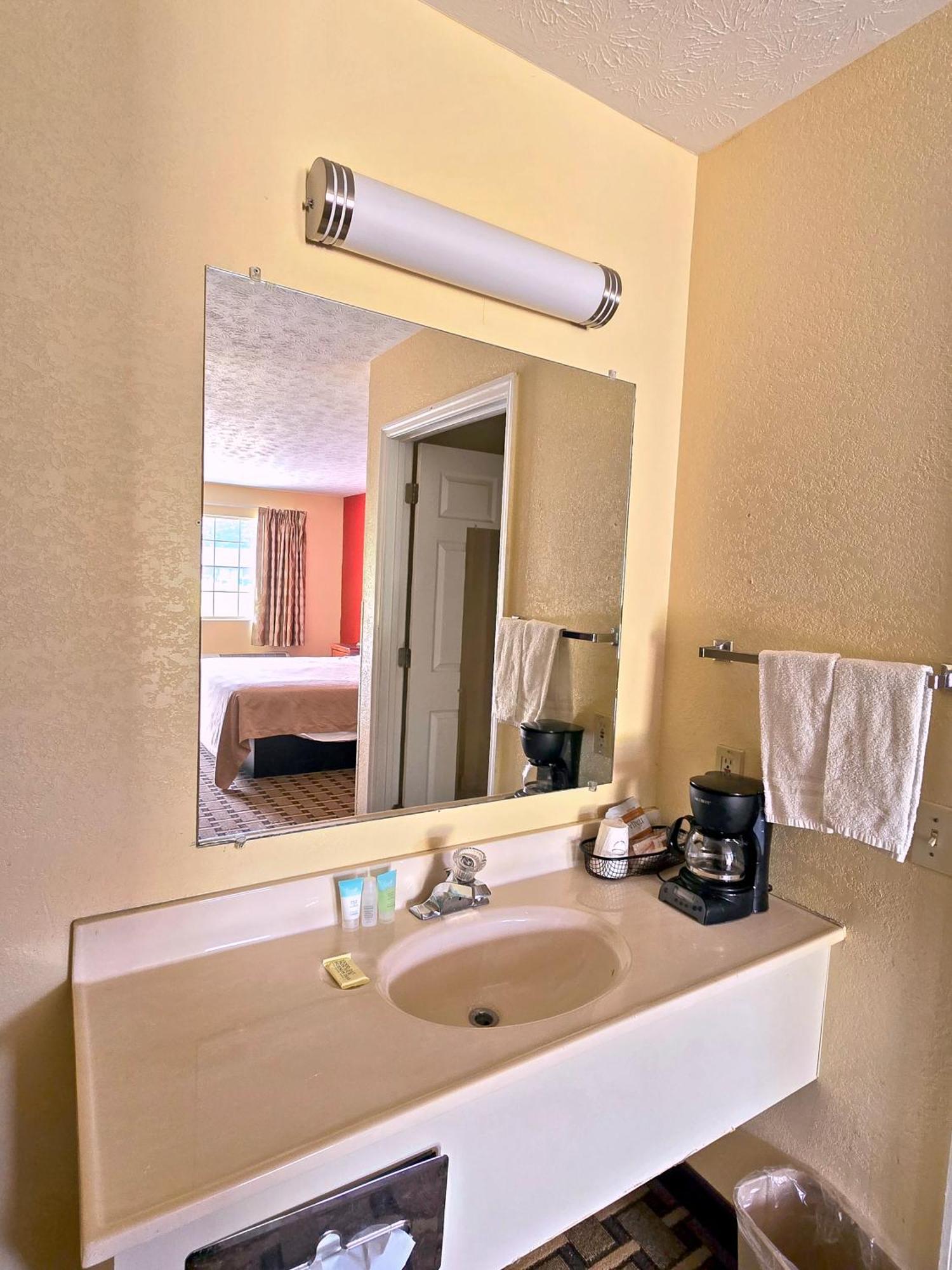 Garden Inn And Suites Near Callaway Gardens Pine Mountain المظهر الخارجي الصورة