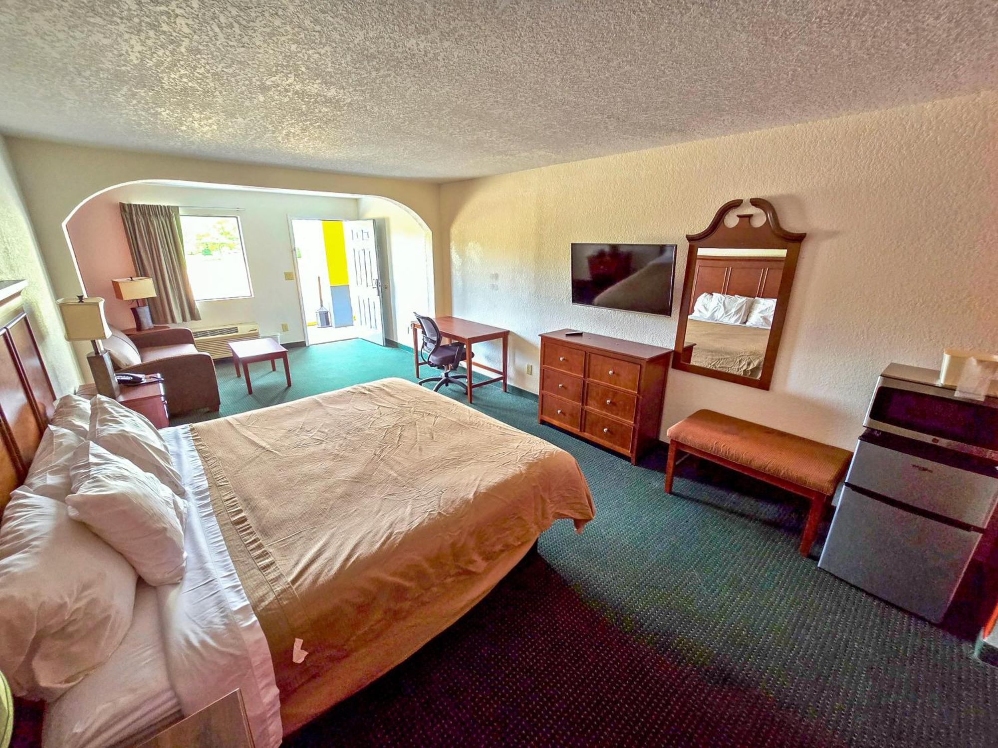 Garden Inn And Suites Near Callaway Gardens Pine Mountain المظهر الخارجي الصورة