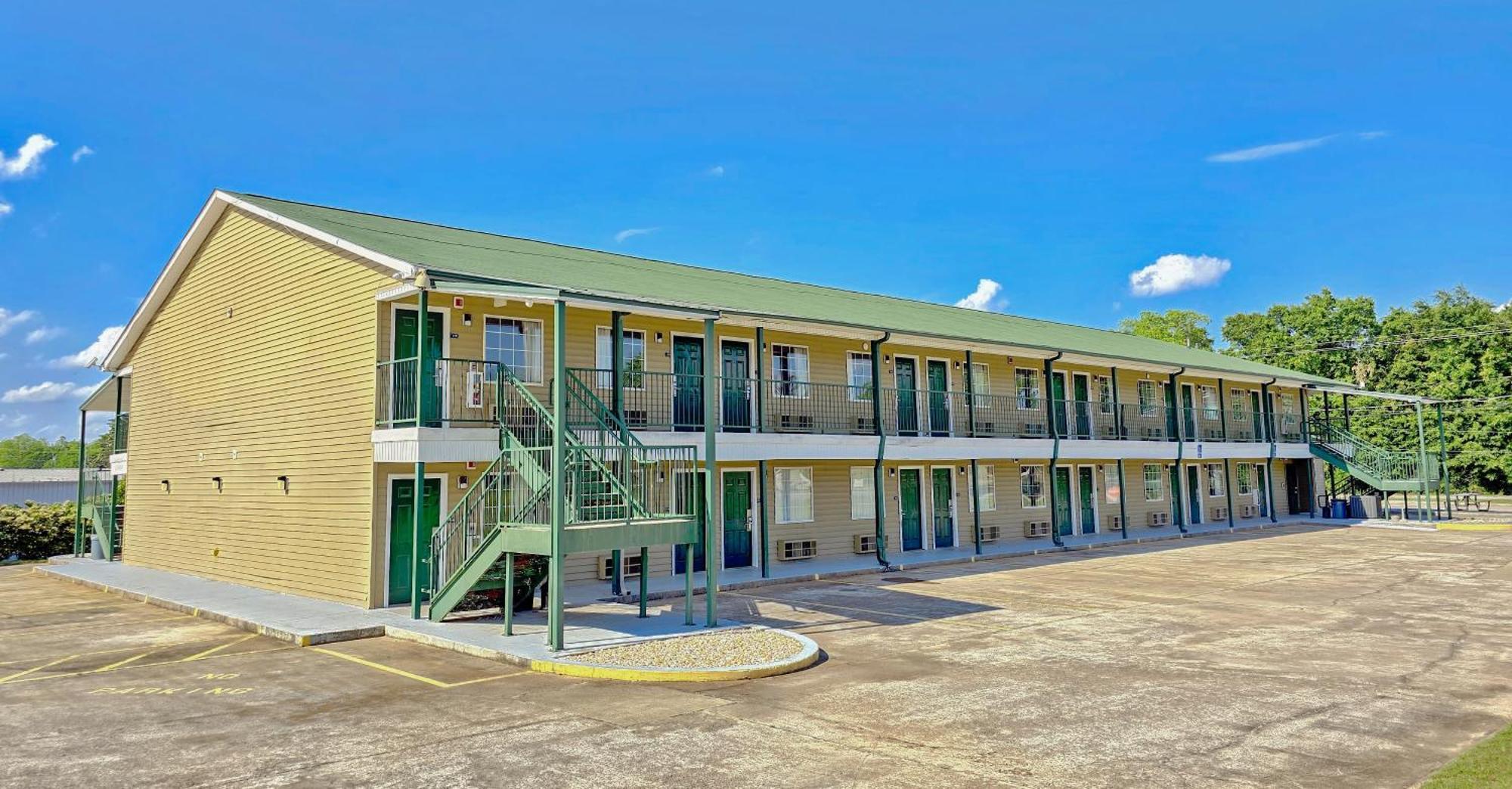 Garden Inn And Suites Near Callaway Gardens Pine Mountain المظهر الخارجي الصورة